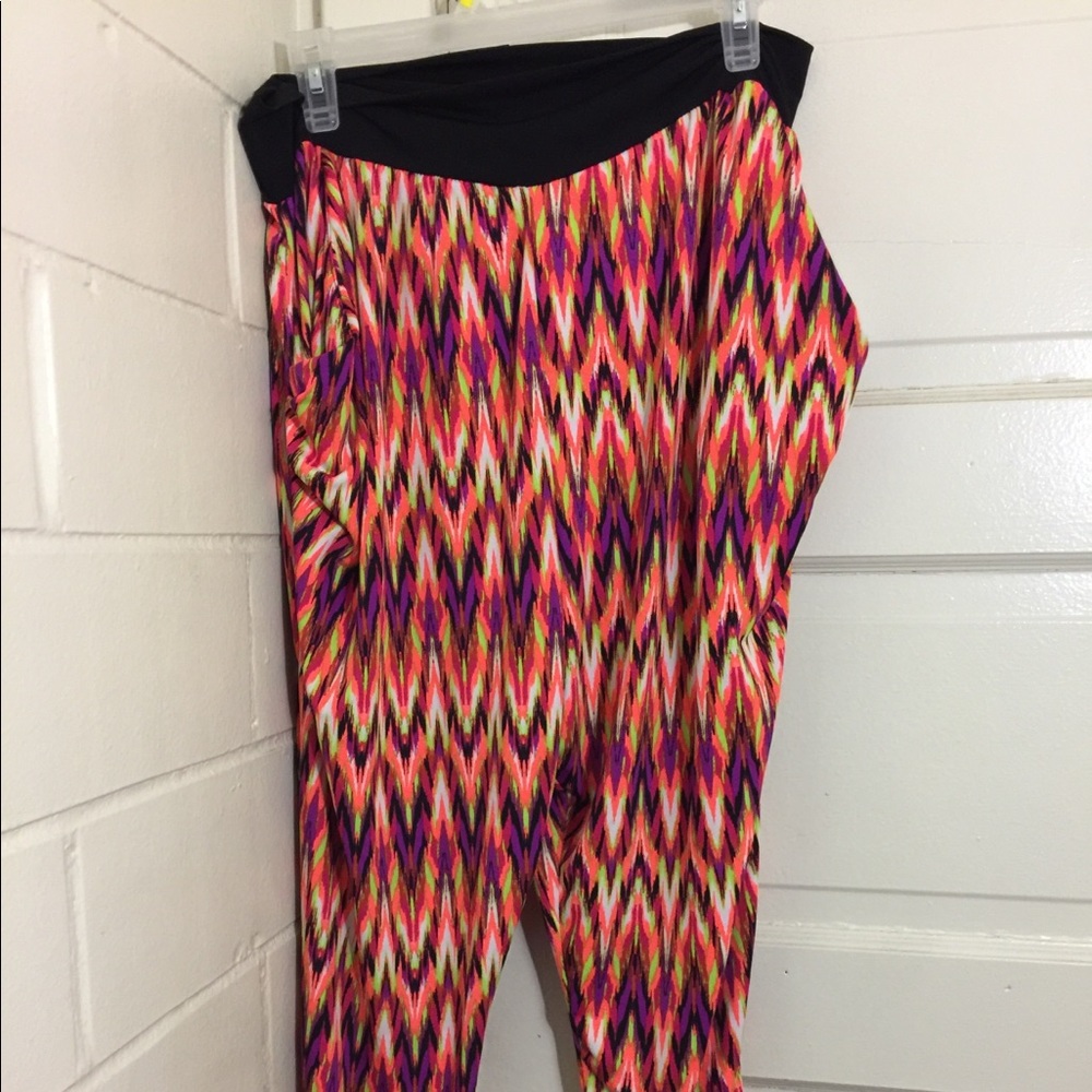 Pants multicolored